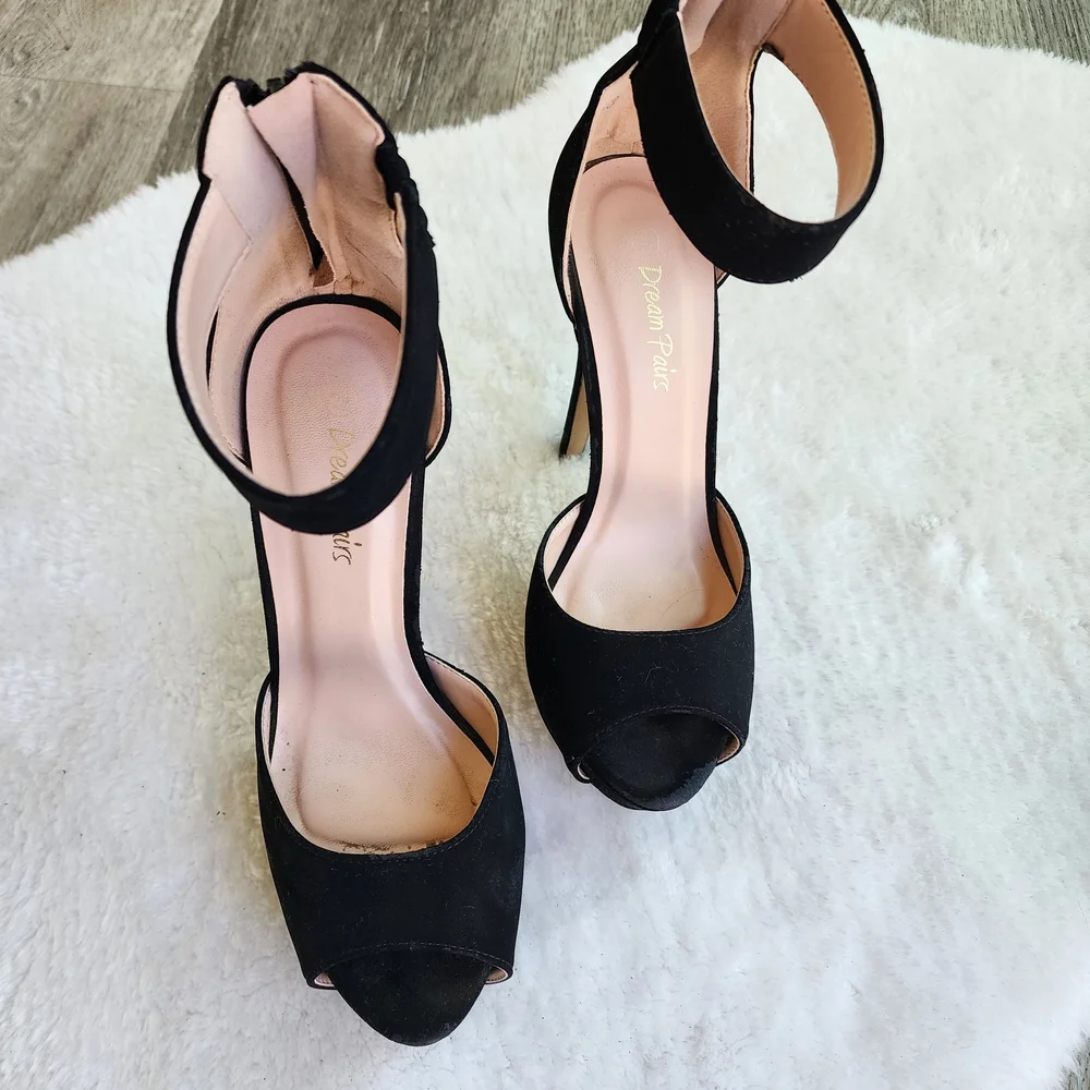 Dream Pairs Black Suede Platform Heels - Size 7.5 - Picture 3 of 6